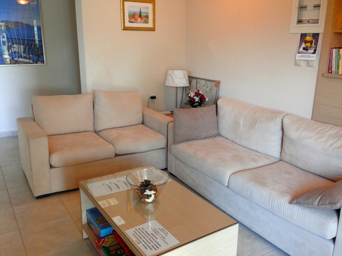 Gaia & Apartment Nea Plagia